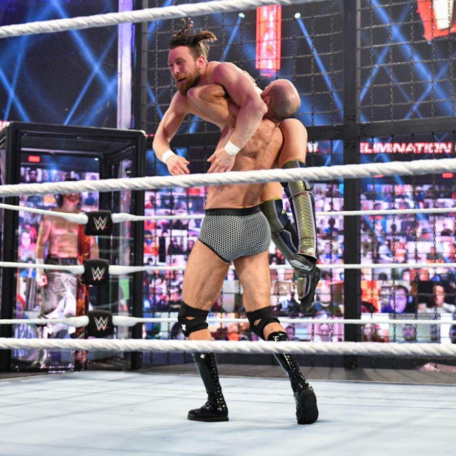 Daniel Bryan and Cesaro kicked-off the SmackDown Elimination Chamber match 